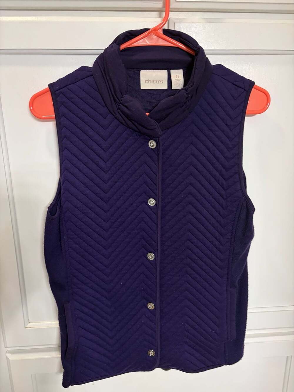 Chico's Purple Chevron Quilted Snap Front Vest Size 0